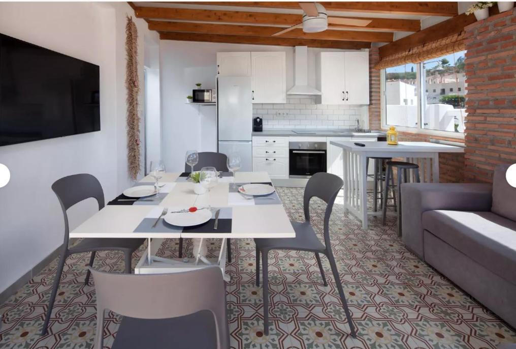 Apartamentos Lolitalola Holidays Salobreña Екстериор снимка